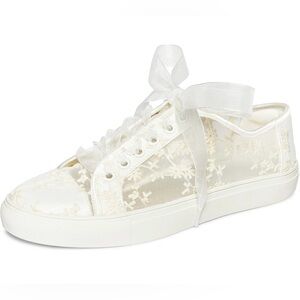 Bridal Wedding Floral White Ivory Sneakers Size 37/7 GREAT CONDITION